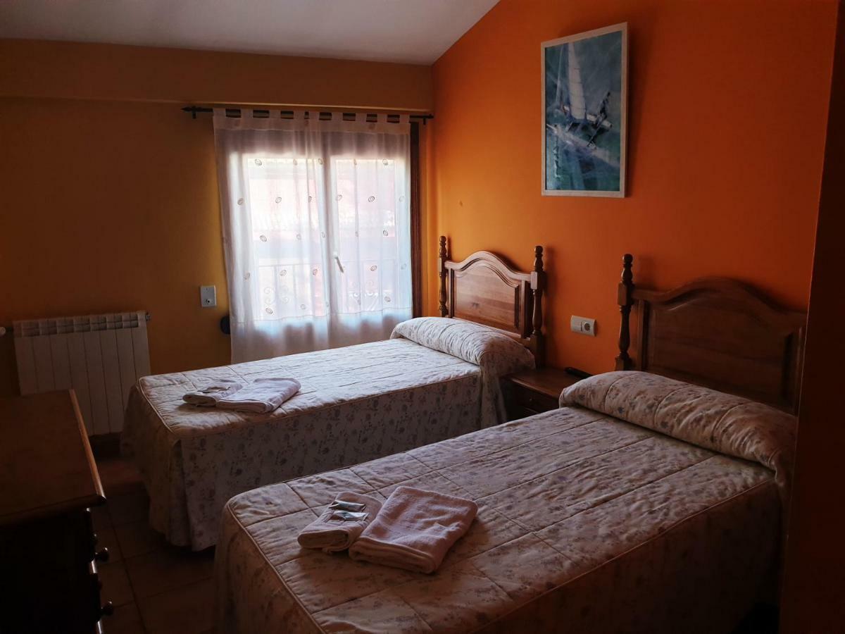 Hotel Torres de Albarracín Buitenkant foto
