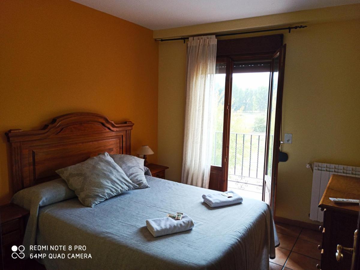 Hotel Torres de Albarracín Buitenkant foto